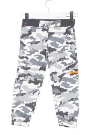 Kinderhose Unbranded, Größe 5-6y/ 116-122 cm, Farbe Mehrfarbig, Preis € 20,40