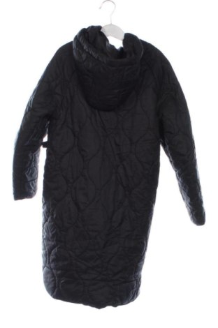 Dziecięca kurtka Reserved, Rozmiar 7-8y/ 128-134 cm, Kolor Czarny, Cena 106,99 zł