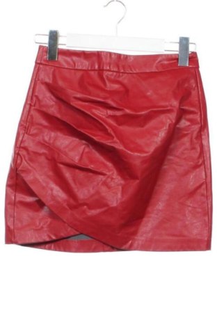 Kožená sukně  Stradivarius, Velikost XS, Barva Červená, Cena  454,00 Kč