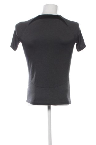 Férfi póló Nike, Méret S, Szín Fekete, Ár 7 659 Ft