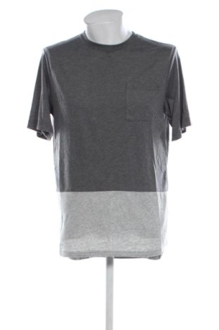 Férfi póló Nike, Méret L, Szín Szürke, Ár 8 359 Ft