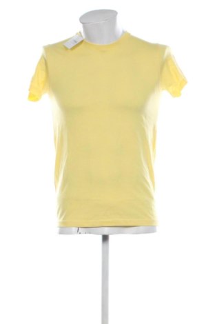 Tricou de bărbați Russell, Mărime S, Culoare Galben, Preț 31,99 Lei