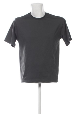 Pánské tričko  Unbranded, Velikost S, Barva Šedá, Cena  149,00 Kč