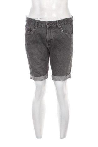 Ανδρικό κοντό παντελόνι Pierre Cardin, Μέγεθος M, Χρώμα Μαύρο, Τιμή 33,99 €