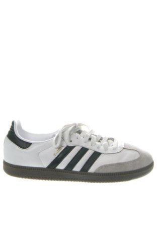 Férfi cipők
 Adidas, Méret 46, Szín Sokszínű, Ár 51 919 Ft