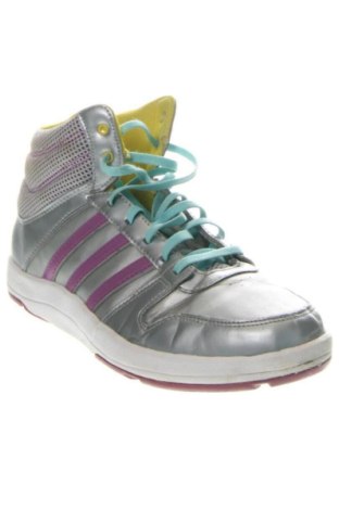 Férfi cipők
 Adidas, Méret 42, Szín Sokszínű, Ár 22 314 Ft