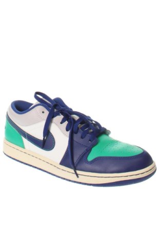 Încălțăminte bărbătească Air Jordan Nike, Mărime 44, Culoare Multicolor, Preț 744,99 Lei