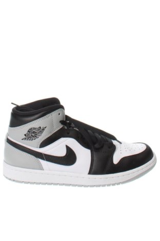 Férfi cipők
 Air Jordan Nike, Méret 42, Szín Sokszínű, Ár 59 839 Ft