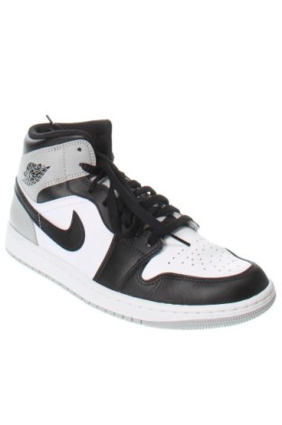 Férfi cipők
 Air Jordan Nike, Méret 42, Szín Sokszínű, Ár 59 839 Ft