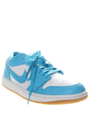 Férfi cipők
 Air Jordan Nike, Méret 44, Szín Sokszínű, Ár 55 749 Ft