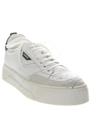 Férfi cipők
 Antony Morato, Méret 43, Szín Fehér, Ár 51 919 Ft