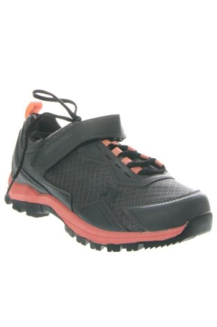 Férfi cipők
 MITICAL, Méret 41, Szín Szürke, Ár 27 669 Ft