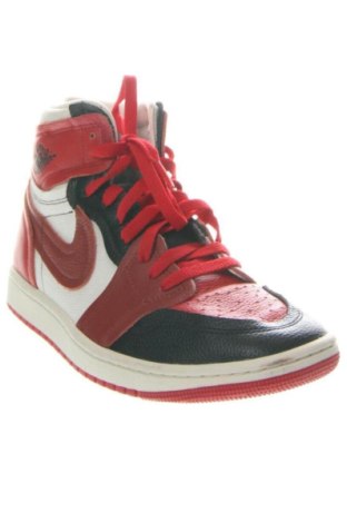 Férfi cipők
 Nike, Méret 42, Szín Piros, Ár 42 219 Ft