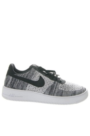 Мъжки обувки Nike, Размер 46, Цвят Многоцветен, Цена 84,36 €