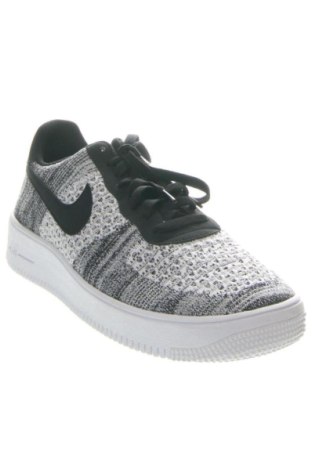 Мъжки обувки Nike, Размер 46, Цвят Многоцветен, Цена 84,36 €