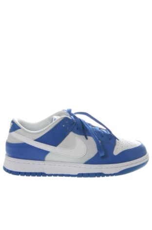 Férfi cipők
 Nike, Méret 42, Szín Sokszínű, Ár 51 919 Ft