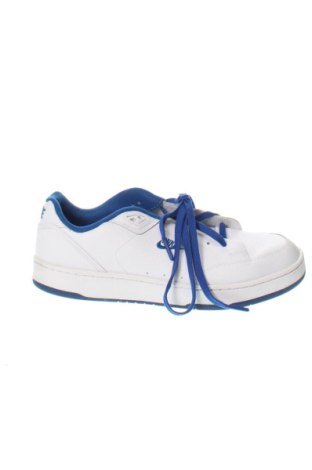 Férfi cipők
 Nike, Méret 45, Szín Fehér, Ár 51 919 Ft