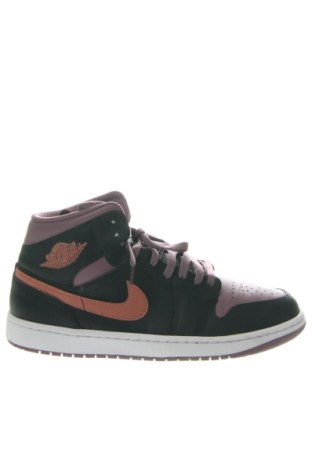 Férfi cipők
 Nike, Méret 45, Szín Sokszínű, Ár 51 919 Ft