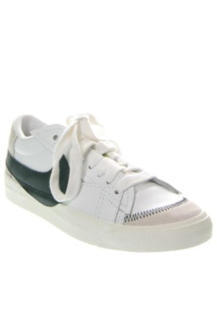 Férfi cipők
 Nike, Méret 42, Szín Sokszínű, Ár 51 919 Ft