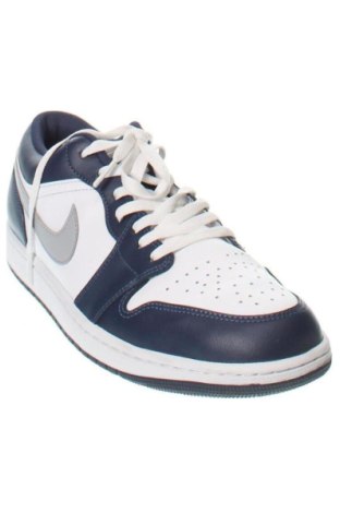 Férfi cipők
 Nike, Méret 45, Szín Sokszínű, Ár 51 919 Ft