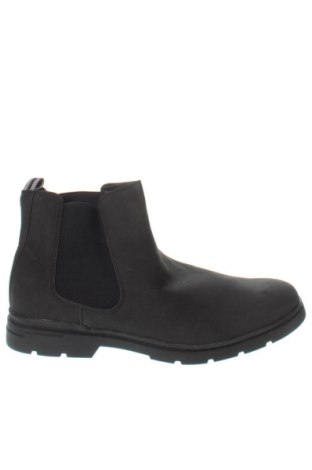 Obuwie męskie Pier One, Rozmiar 43, Kolor Czarny, Cena 166,99 zł