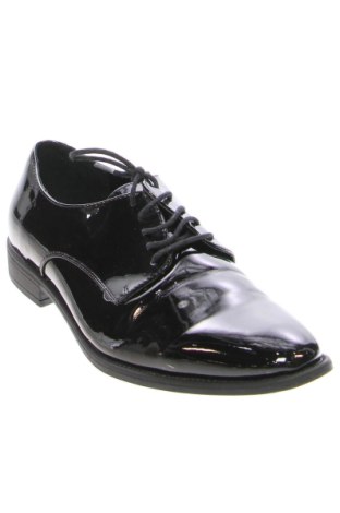 Férfi cipők
 Pier One, Méret 46, Szín Fekete, Ár 23 839 Ft