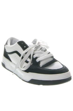 Férfi cipők
 Vans, Méret 46, Szín Sokszínű, Ár 22 229 Ft