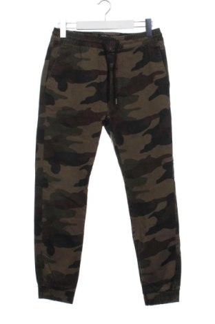 Męskie spodnie Bershka, Rozmiar S, Kolor Kolorowy, Cena 40,99 zł