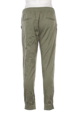 Herrenhose Champion, Größe M, Farbe Grün, Preis € 32,99