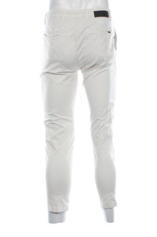 Herrenhose Unbranded, Größe M, Farbe Weiß, Preis € 31,99