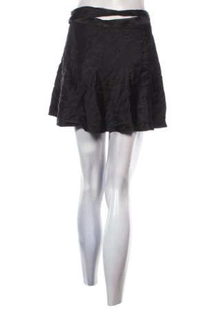 Rock Bershka, Größe M, Farbe Schwarz, Preis 8,99 €