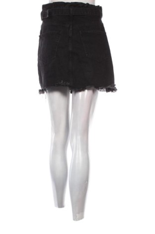 Пола Bershka, Размер S, Цвят Черен, Цена 15,00 €