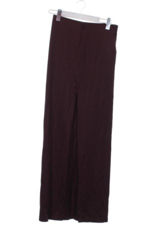 Пола Bershka, Размер XS, Цвят Лилав, Цена 8,71 €