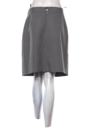 Пола Deville, Размер L, Цвят Сив, Цена 4,60 €