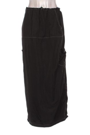 Пола Fashion nova, Размер S, Цвят Черен, Цена 2,04 €