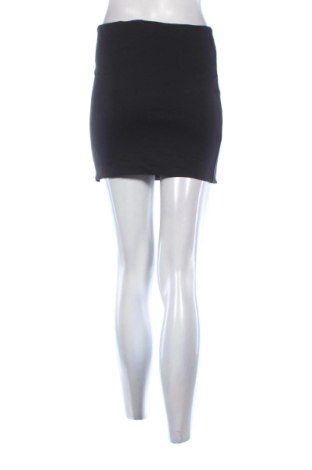 Пола H&M, Размер M, Цвят Черен, Цена 4,60 €