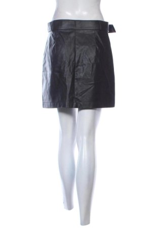 Пола LC Waikiki, Размер M, Цвят Черен, Цена 6,00 €