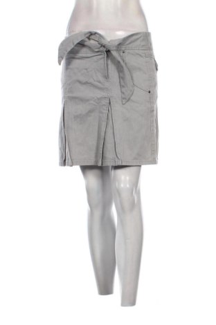 Fustă Sisley, Mărime M, Culoare Gri, Preț 49,99 Lei