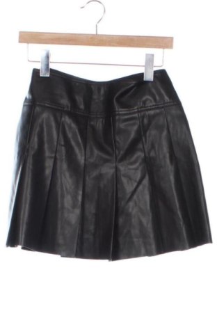 Пола Stradivarius, Размер M, Цвят Черен, Цена 10,22 €