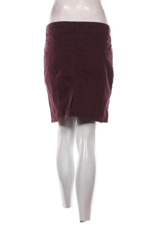 Пола Timeout, Размер M, Цвят Червен, Цена 12,00 €