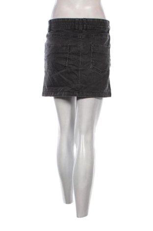 Пола Tom Tailor, Размер M, Цвят Сив, Цена 7,15 €