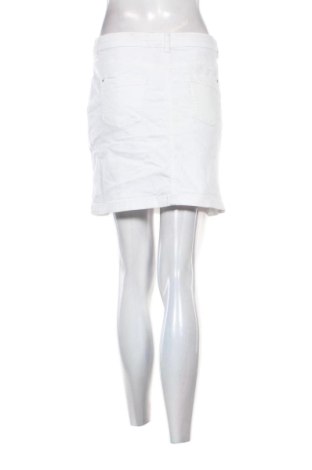 Пола Yessica, Размер M, Цвят Бял, Цена 15,33 €