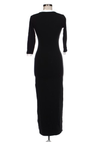 Рокля Adidas Originals, Размер S, Цвят Многоцветен, Цена 35,27 €