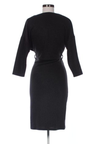 Рокля Adika, Размер S, Цвят Многоцветен, Цена 14,00 €