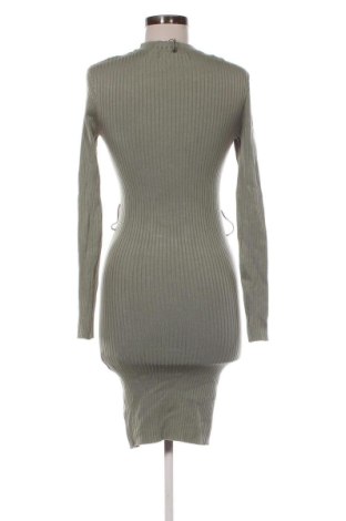 Рокля Amisu, Размер XS, Цвят Многоцветен, Цена 20,45 €