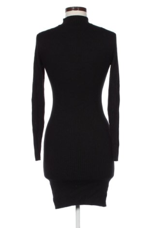 Рокля Amisu, Размер M, Цвят Черен, Цена 20,45 €