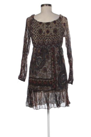 Ruha Amisu, Méret M, Szín Sokszínű, Ár 2 929 Ft