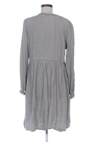 Рокля Beloved, Размер M, Цвят Сив, Цена 12,00 €