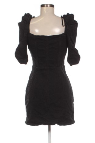 Šaty  Bershka, Velikost M, Barva Černá, Cena  539,00 Kč