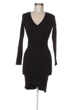 Рокля Bershka, Размер S, Цвят Черен, Цена 12,78 €
